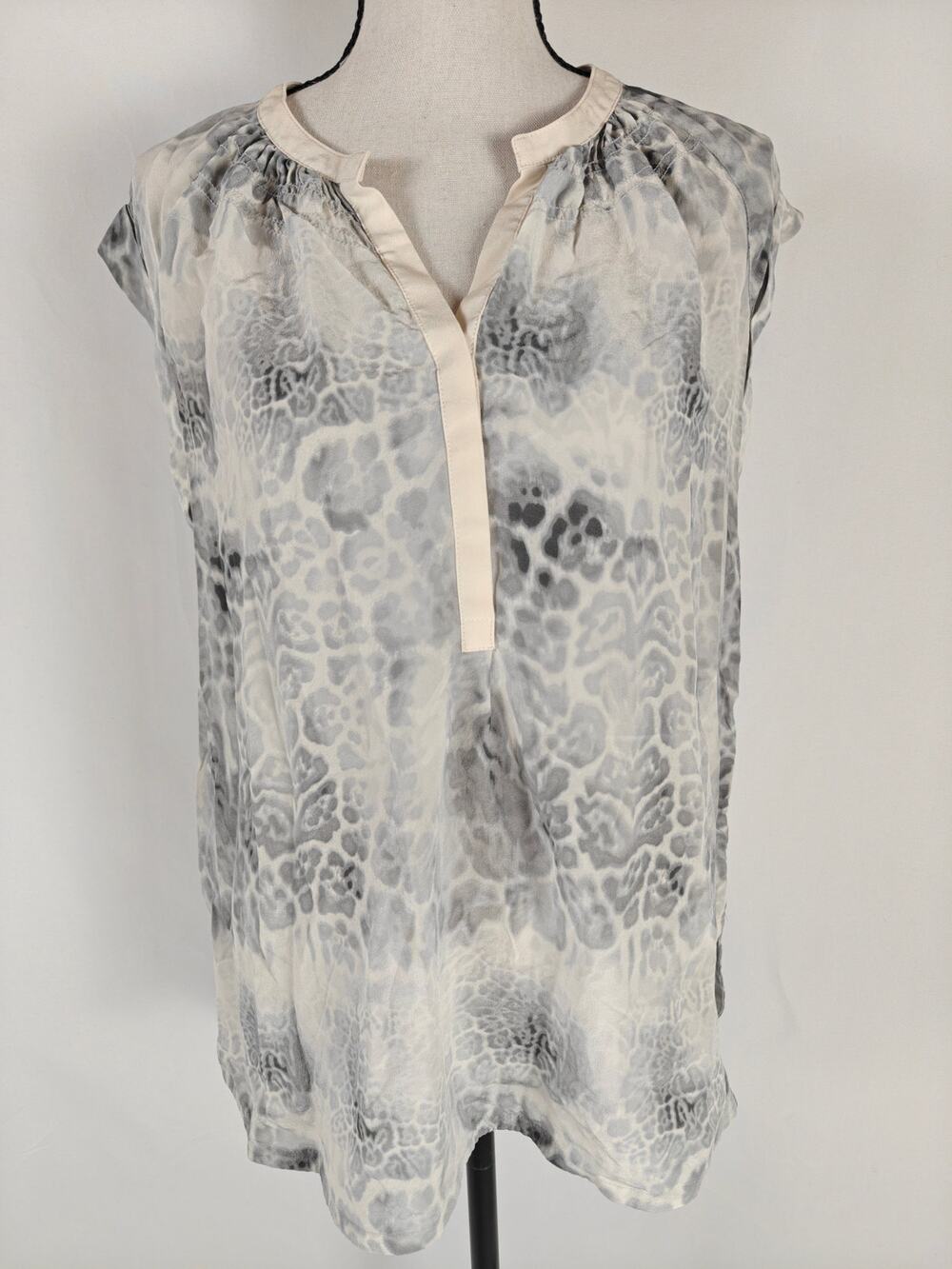 Womens Rebecca Taylor Blouse Gray Animal Print Size 10